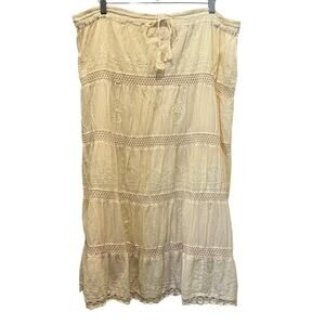 BOMBAY FASHION One Size Light Yellow Cream Maxi Tiered Skirt Lined Crochet